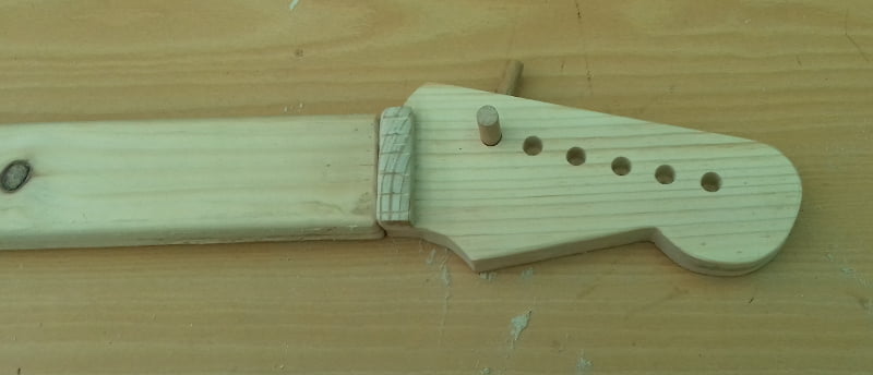 Pallet wood guitar clock update